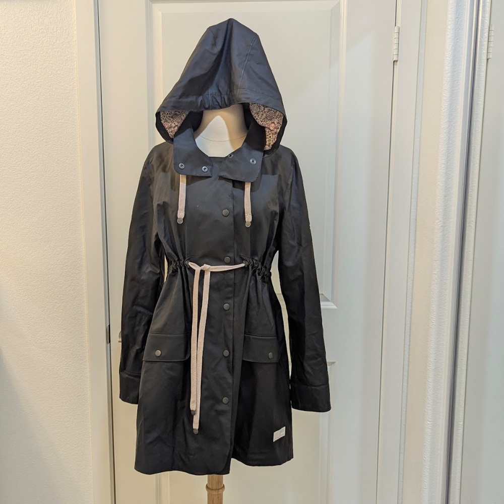 NWOT - ODD MOLLY Black A-Line Raincoat Slicker Jacket Hood - Size 2 / Medium - Picture 10 of 16